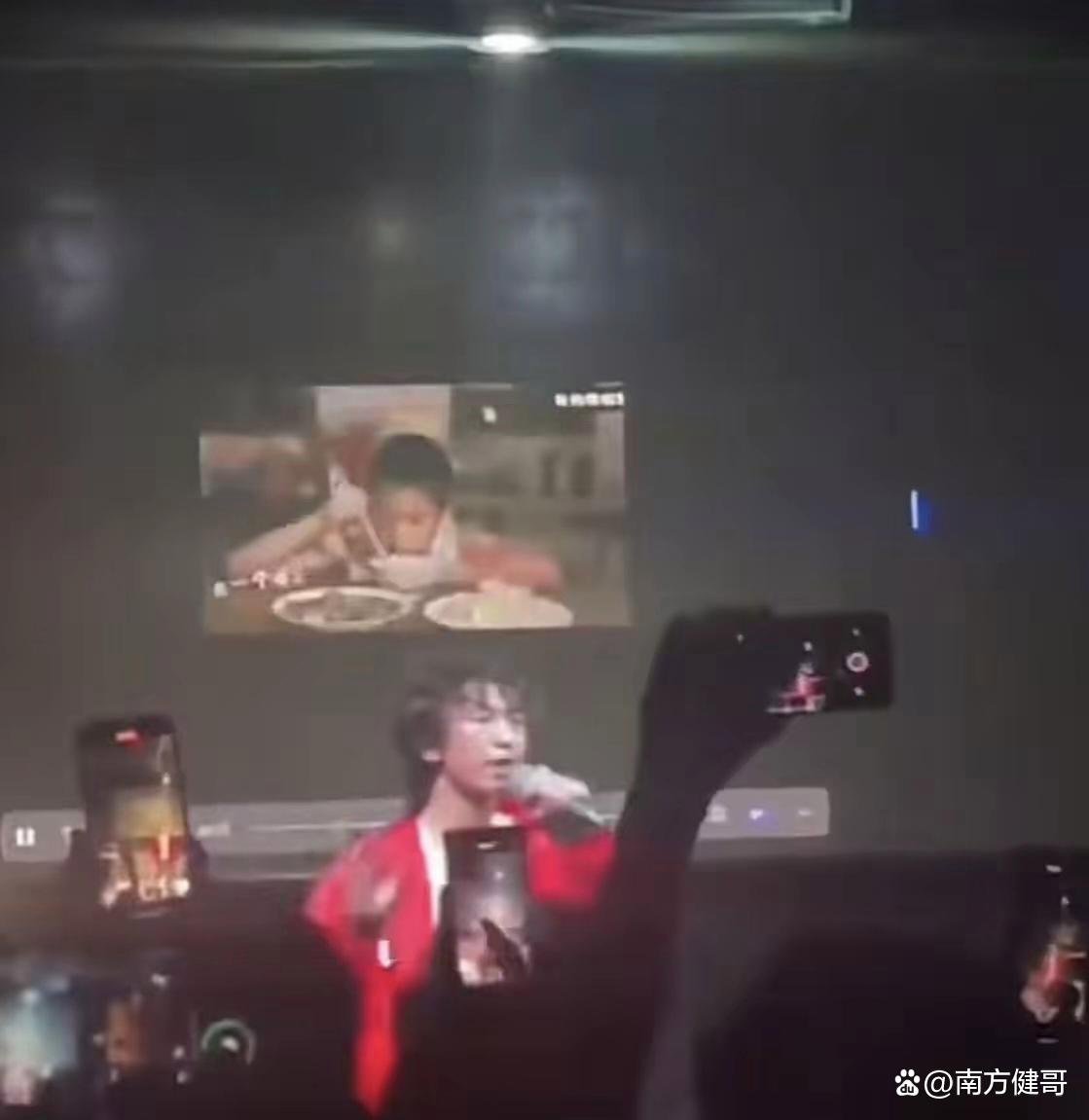 Doinb重返赛场，领先优势明显首场状态出色，尤文图斯观众沸腾！